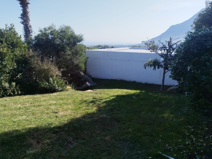 To Let 1 Bedroom Property for Rent in San Michel Western Cape